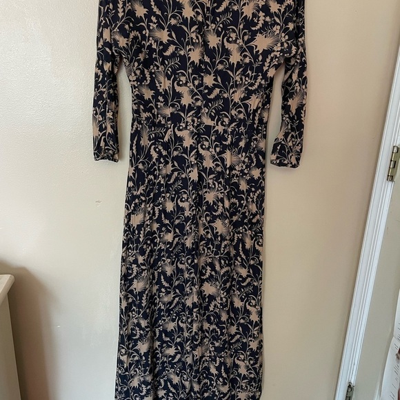 Zero + Maria Cornejo
Isie Dress - Picture 9 of 12